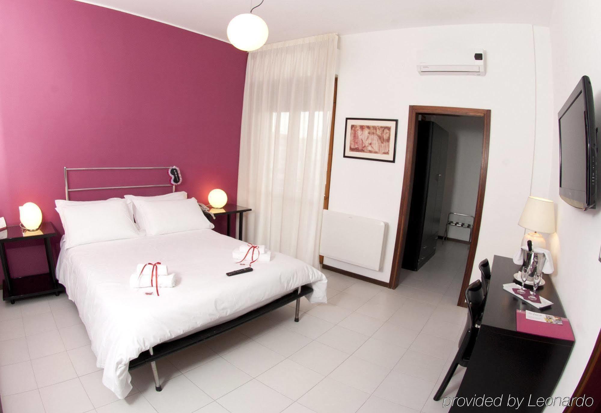 Hotel Zenit Salento Lecce Værelse billede